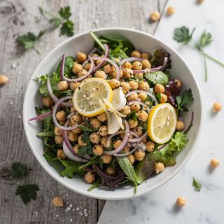 Mediterranean Chickpea Salad