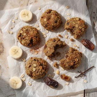 5-Ingredient Banana Oat Cookies